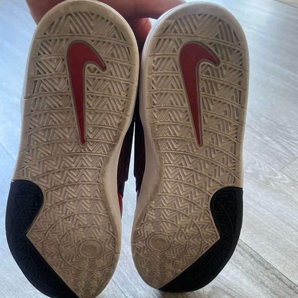 ❤️🖤 Nike Kobe 9 Lifestyle University Red Cement